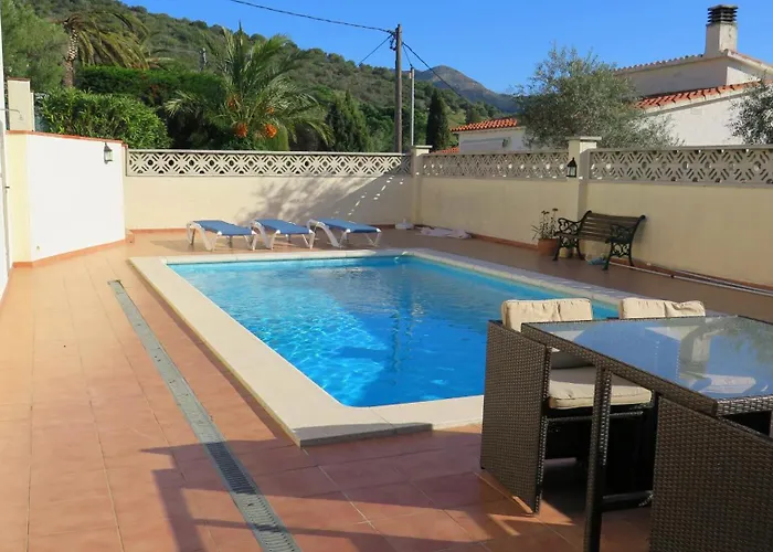 Ref Nav45 Villa Selva de Mar