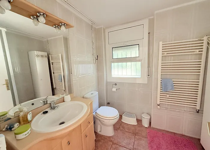 Villa Ref Nav45 *
