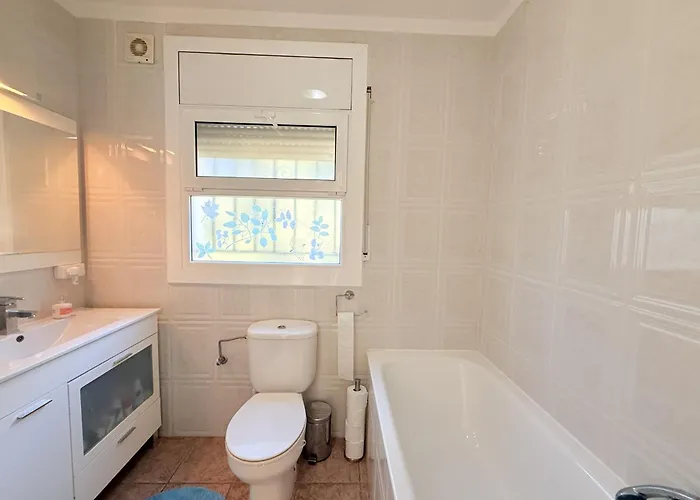 Ref Nav45 Villa